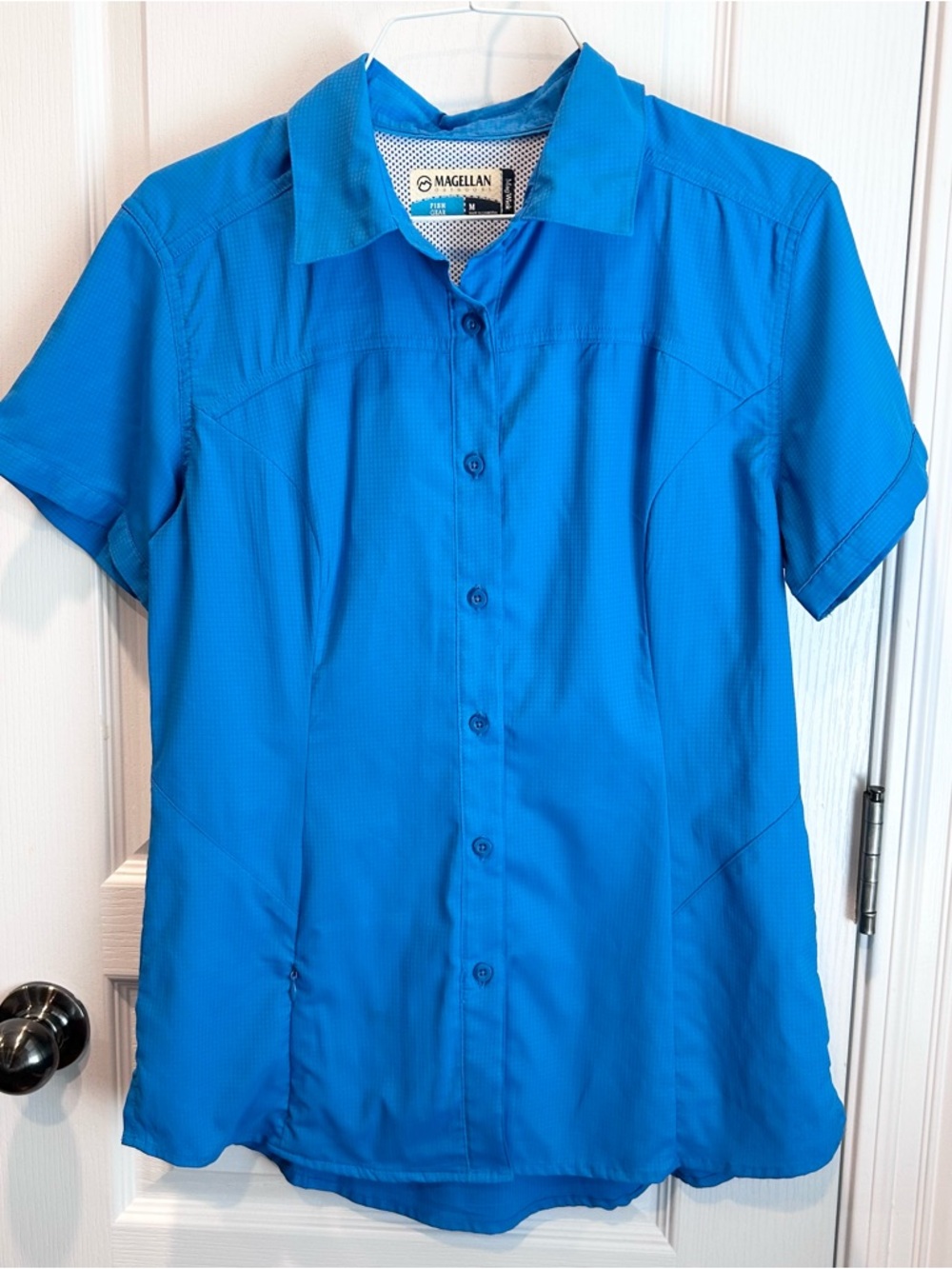 Magellan Fish Gear Women’s  Turquoise Short Sleeve Button Up Size MD Top Shirt
